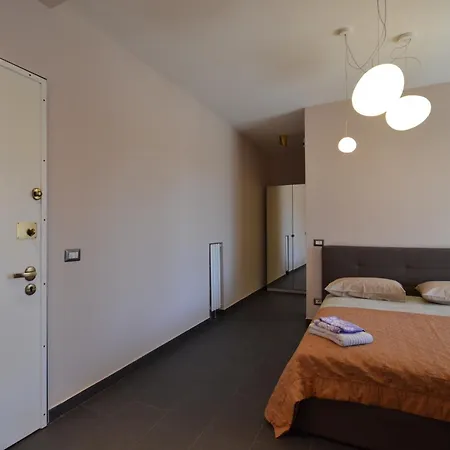 Charming Flat In - 50 Sqm - Cosy Balcony. アパート